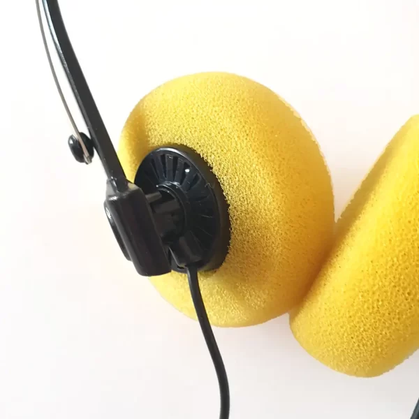 Casque Walkman vintage années 80 / 90 - neuf - Coussinets jaunes – Image 5